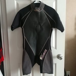 Team Hobie Size Small zip up wetsuit